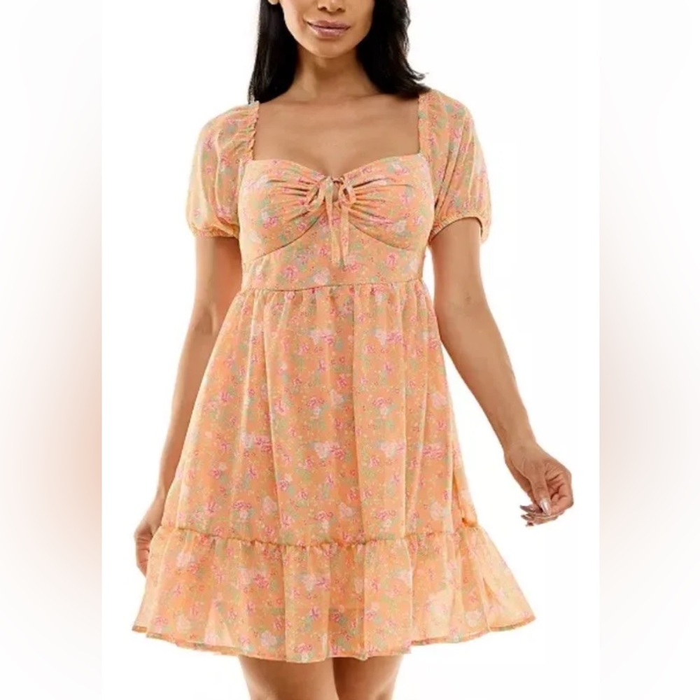 Almos Famous Juniors' Sweetheart-Neck Short-Sleeve Fit & Flare Dress SZ Large
